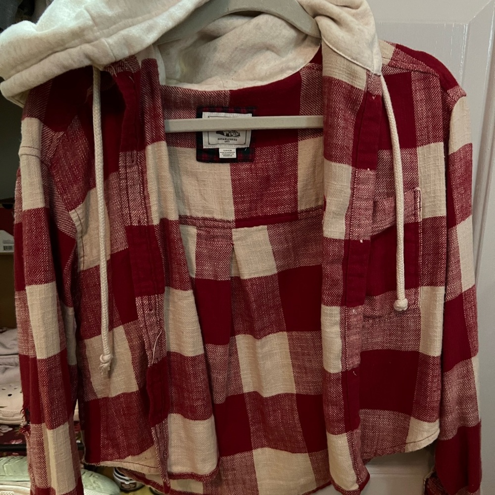 cropped american eagle hooded flannel